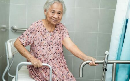 senior-with-bathroom-handrails.jpg